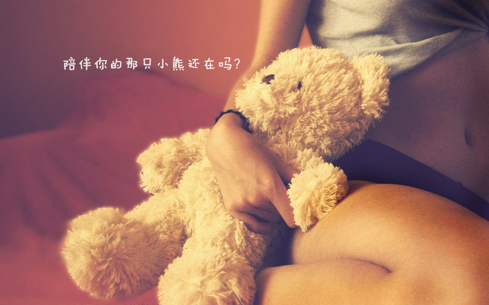 _未来运动时尚大片:科技与潮流的完美融合_,未来科技风格时装画