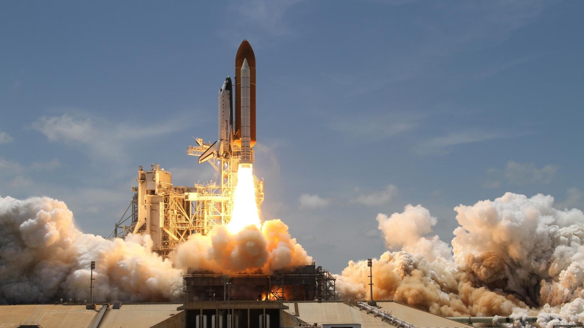 德甲引入VR技术，推动虚拟观赛新纪元，德甲官方解说