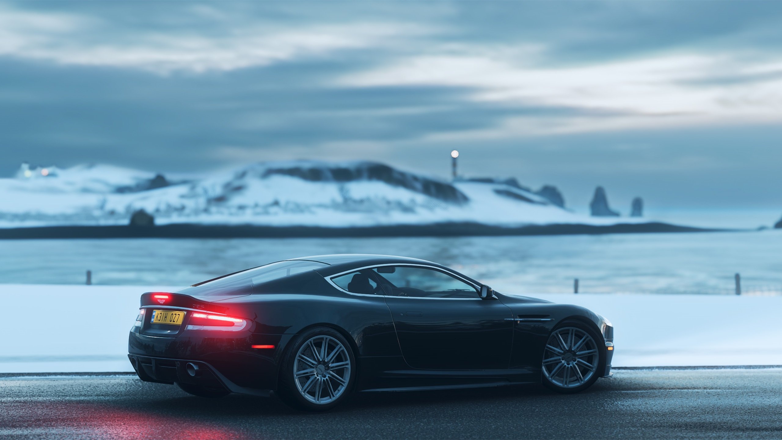 足球多语言解说团队服务外籍观众需求，英文足球解说常用词汇