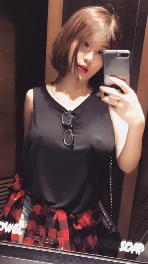 队友之间的默契合作:赛场上的战友情谊,队友和战友