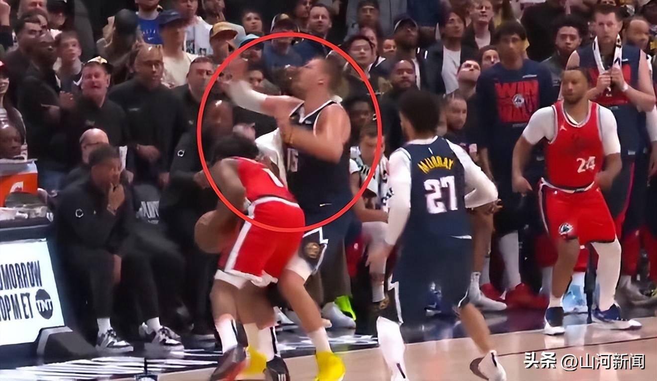 包含开云体育:规则解读:NBA新规对球员假摔的判罚的词条 包含开云体育:规则解读:NBA新规对球员假摔的判罚的词条